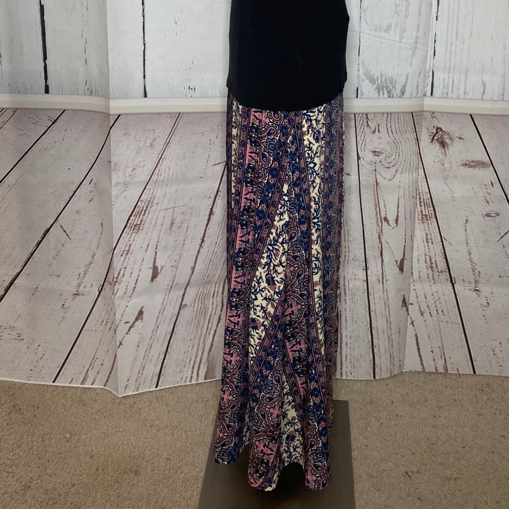 Floral Maxi Skirt - Picture 7 of 16